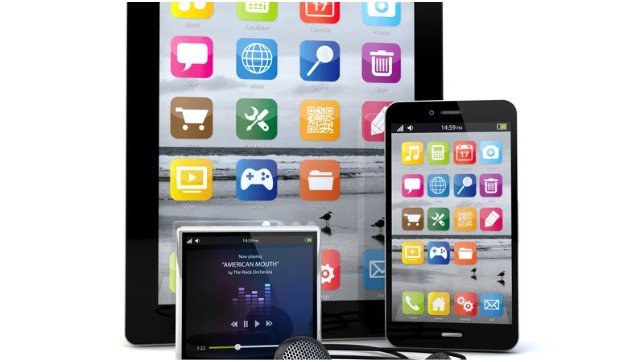 Why Should You Buy the 2025 MacBook Air?